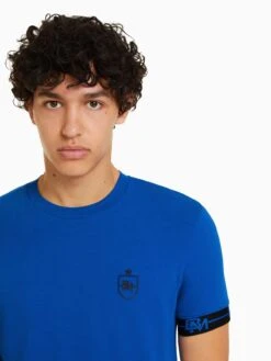 BERSHKA T-shirts T-Shirt Homme Bleu Roi 12 BERSHKA T-shirts T-Shirt Homme Bleu Roi -F4NT4STIC Soldes 04b64a904d49c85321ab397a28009530