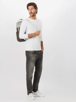 Gant T-shirts à Manches Longues Coupe Regular T-Shirt Homme Blanc 10 Gant T-shirts à Manches Longues Coupe Regular T-Shirt Homme Blanc -F4NT4STIC Soldes 2b06a99473f725a37a9bb9b852e98fdf