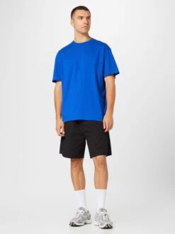 WEEKDAY T-shirts T-Shirt Homme Bleu Ciel -F4NT4STIC Soldes 5073a9bdfe91553c53d658082bf4be7f