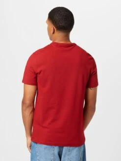 Guess T-shirts T-Shirt Homme Rouge -F4NT4STIC Soldes d6b69ce58ac590d069e634f810f42de5