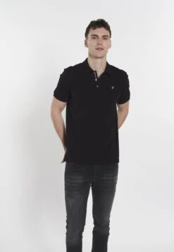 Polos T-Shirt TADAS Homme Noir -F4NT4STIC Soldes ee36bce9056d0bc0dce706671935710d