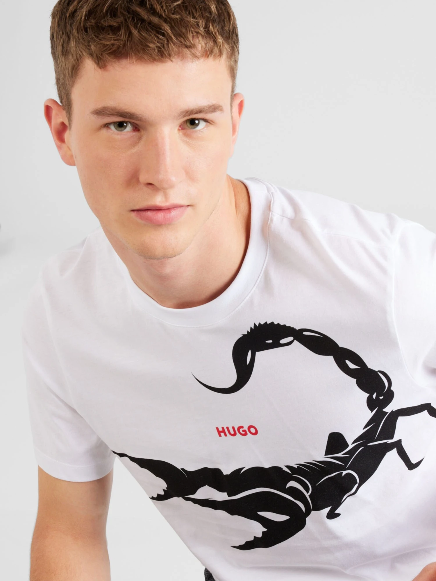 Hugo T-shirts T-Shirt Darpione Homme Blanc 4 Hugo T-shirts T-Shirt Darpione Homme Blanc – Image 2