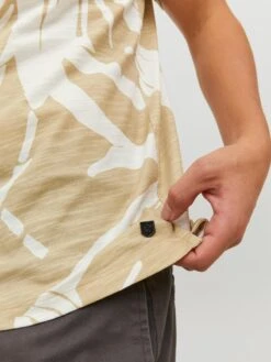 Jack & Jones Polos T-Shirt Tropic Homme Beige -F4NT4STIC Soldes fc87d398534698891cbbedd140449a8d
